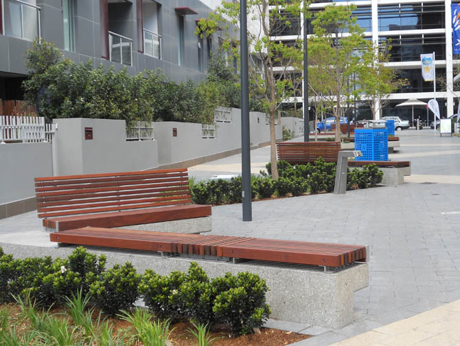 Custom Emerdyn Plinth Bench, Seat - Laycock St Walk Mascot 4, COBBC.JPG